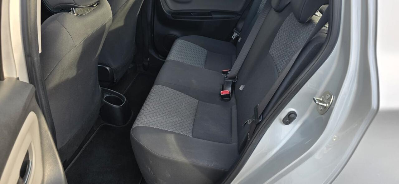 Toyota Yaris 1.0 5 porte Sol unipro 64392 km certificati