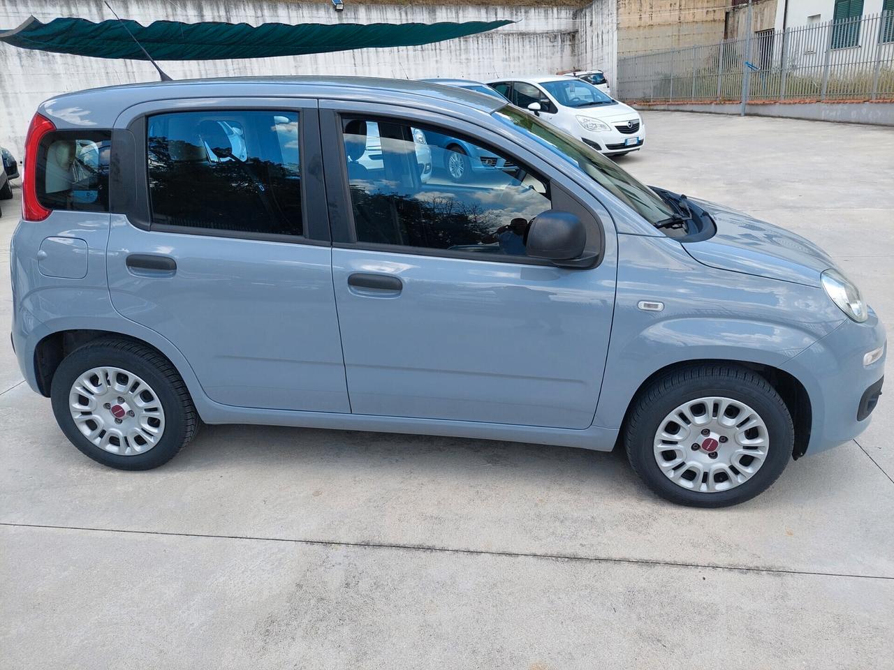 Fiat Panda 1.2 Lounge 76.000KM 2018