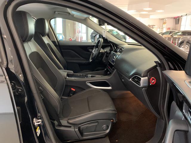 JAGUAR F-Pace 2.0 D 180 CV AWD aut. R-Sport