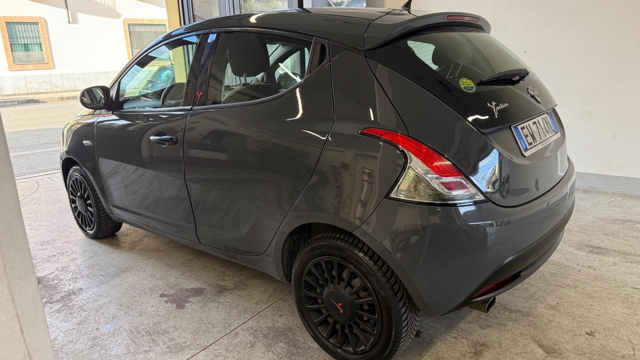 Lancia Ypsilon 1.2 69 CV 5 porte GPL Ecochic Gold