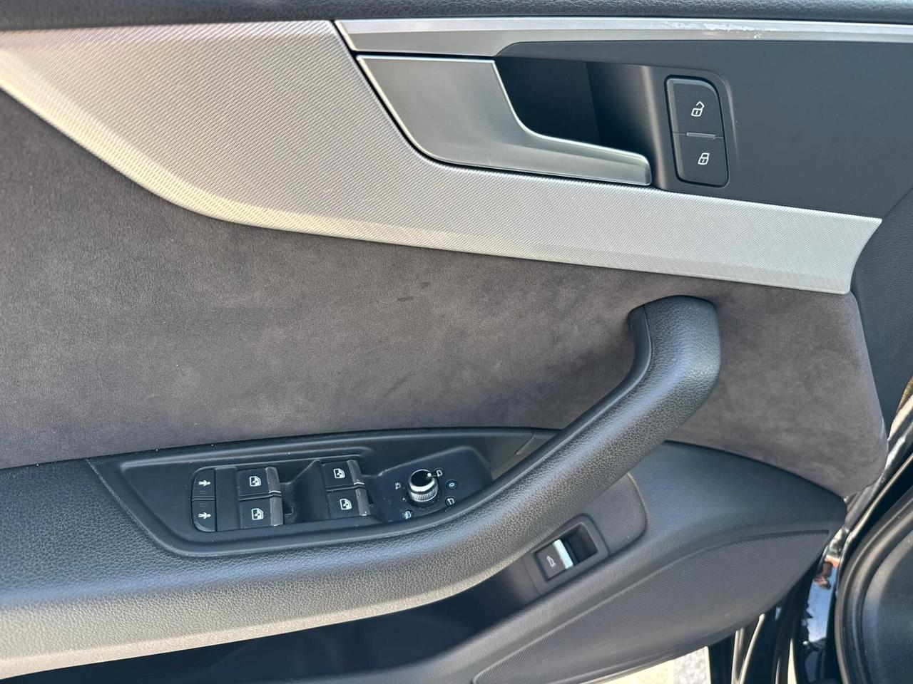 Audi A4 Avant 2.0 TDI 190 CV ultra S tronic GARANZIA