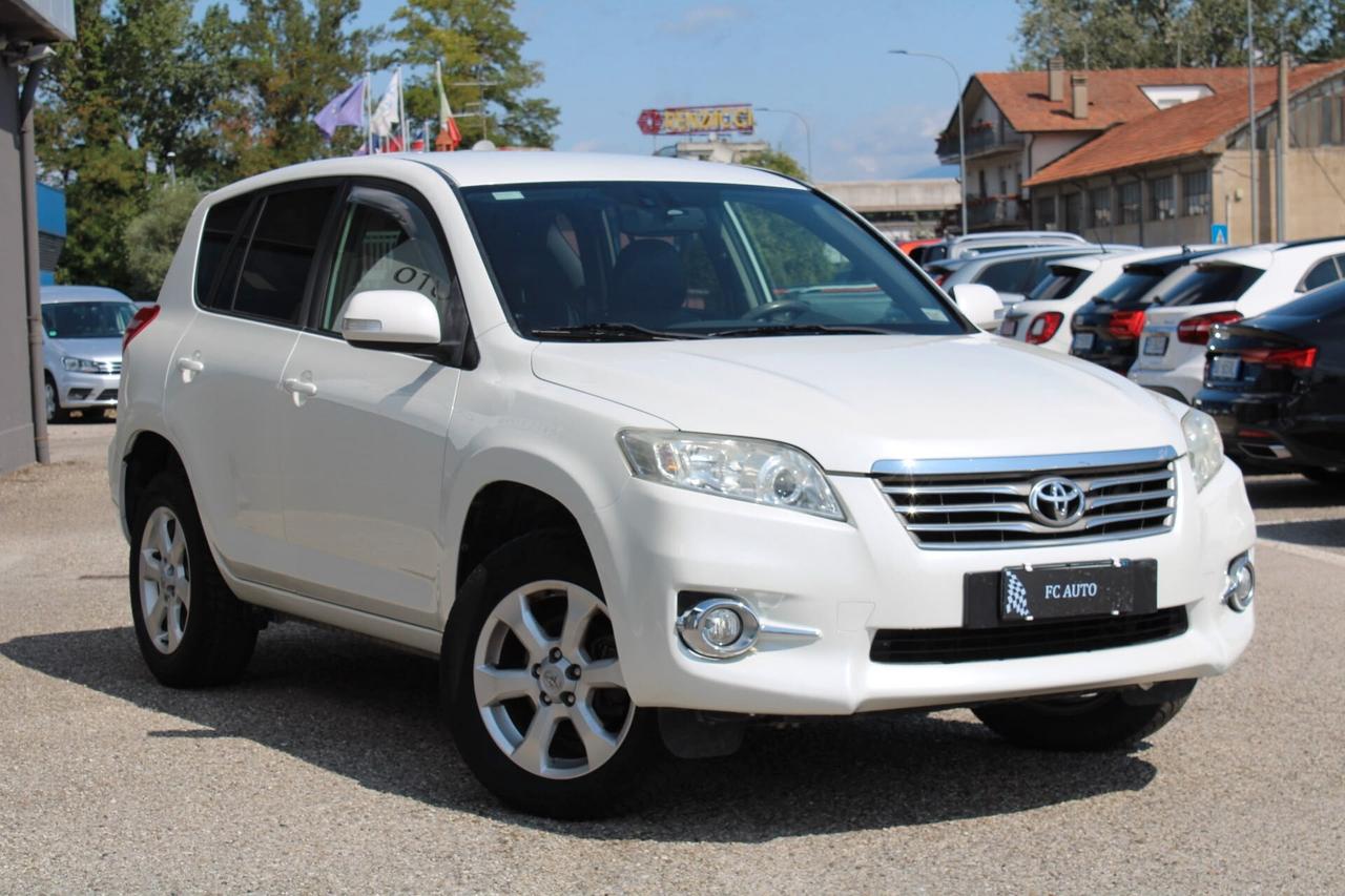 Toyota RAV 4 RAV4 2.2 D-4D 150 CV DPF Luxury