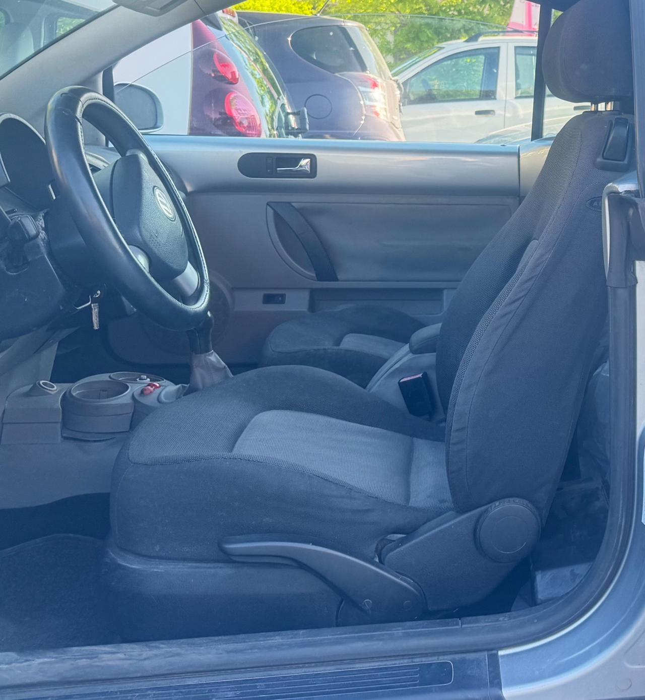 VW New Beetle 1.6 benzina gpl cabrio maggiolino adatto neopatentati