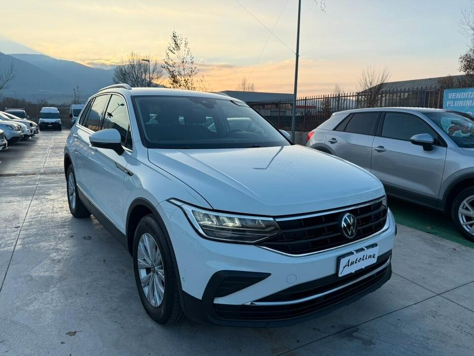 Volkswagen Tiguan 2.0 TDI 150 CV DSG RETRO-LED