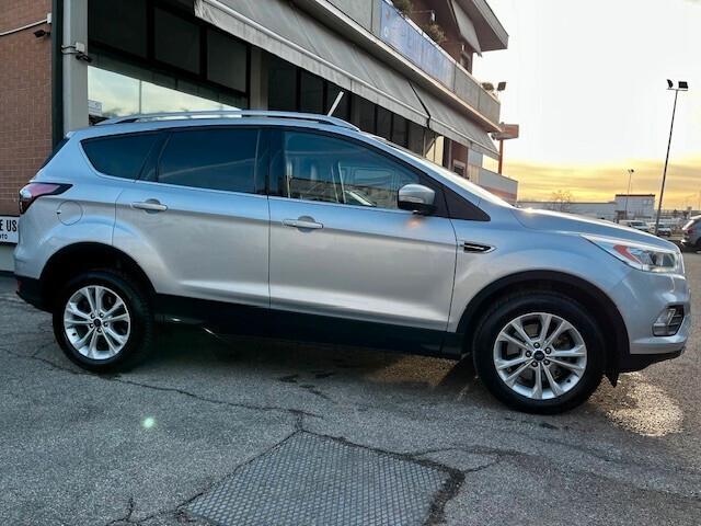 Ford Kuga 1.5 TDCI 120 CV S&S 2WD Powershift Titanium " PELLE / NAVI/.....