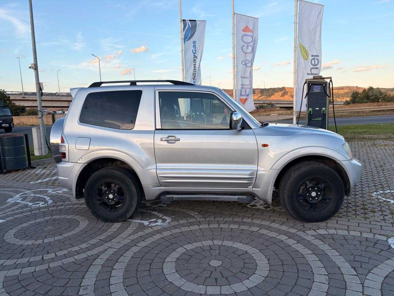 Mitsubishi Pajero 3.2 16V DI-D 3p. GLX