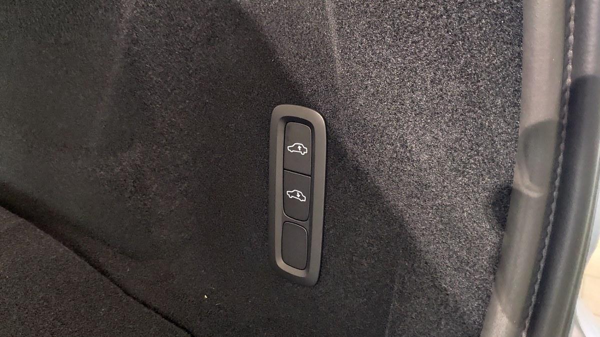 VOLVO Xc60 T8 Plug-In Hybrid Awd Automatico Plus Dark