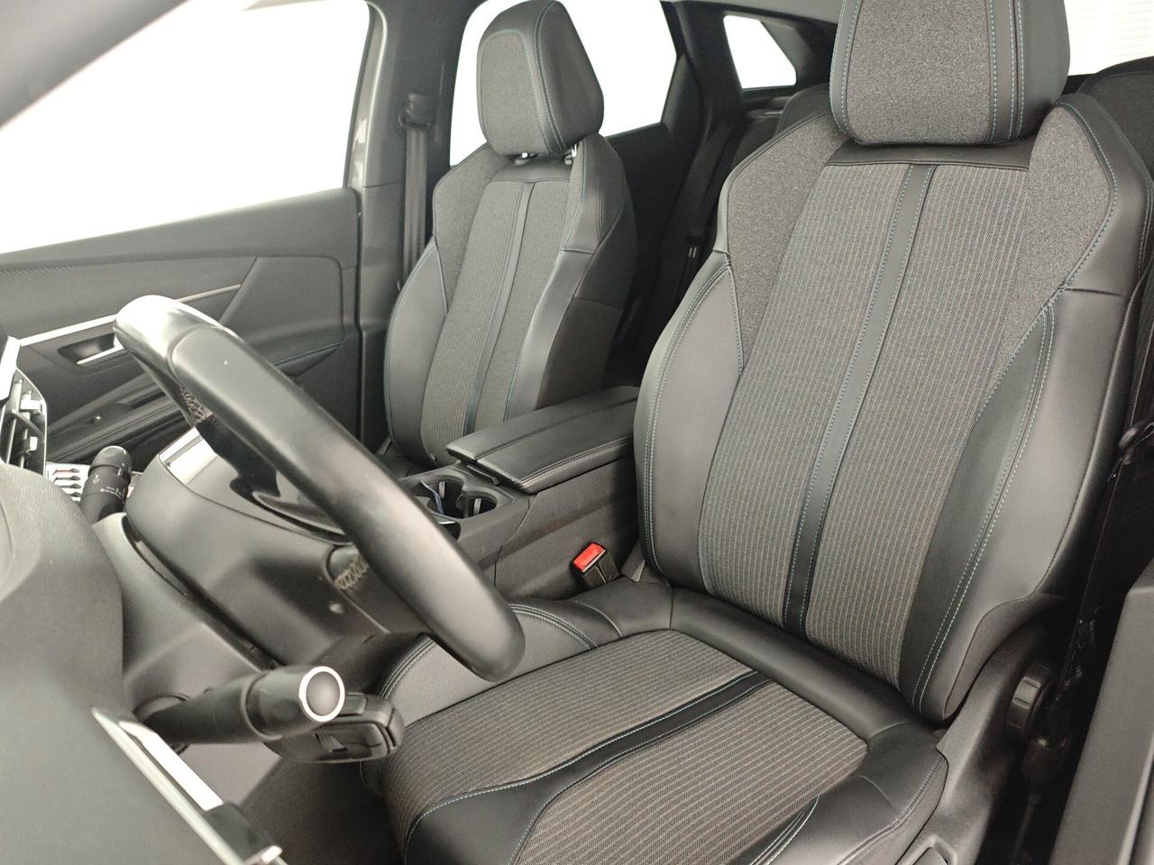 Peugeot 3008 PureTech Turbo 130 S&S Allure Pack