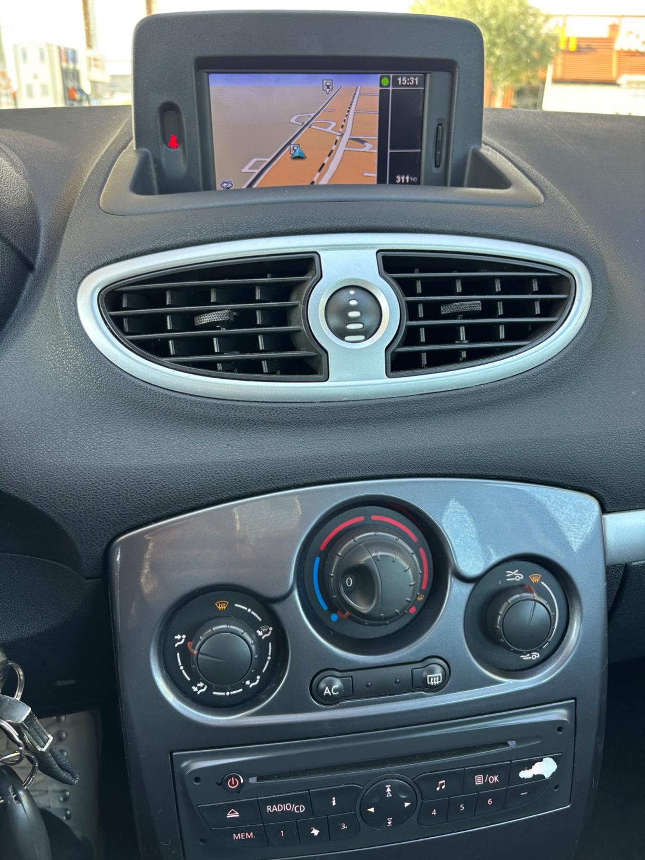 Renault Clio 1.2 16V 5 porte GPL Dynamique
