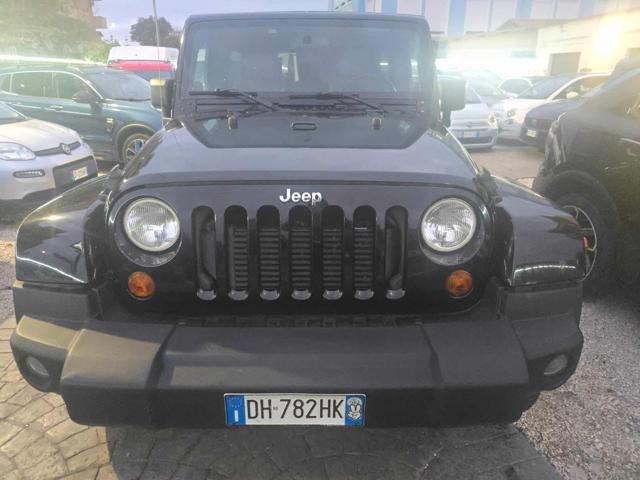 JEEP Wrangler Unlimited 2.8 CRD DPF Sahara Auto