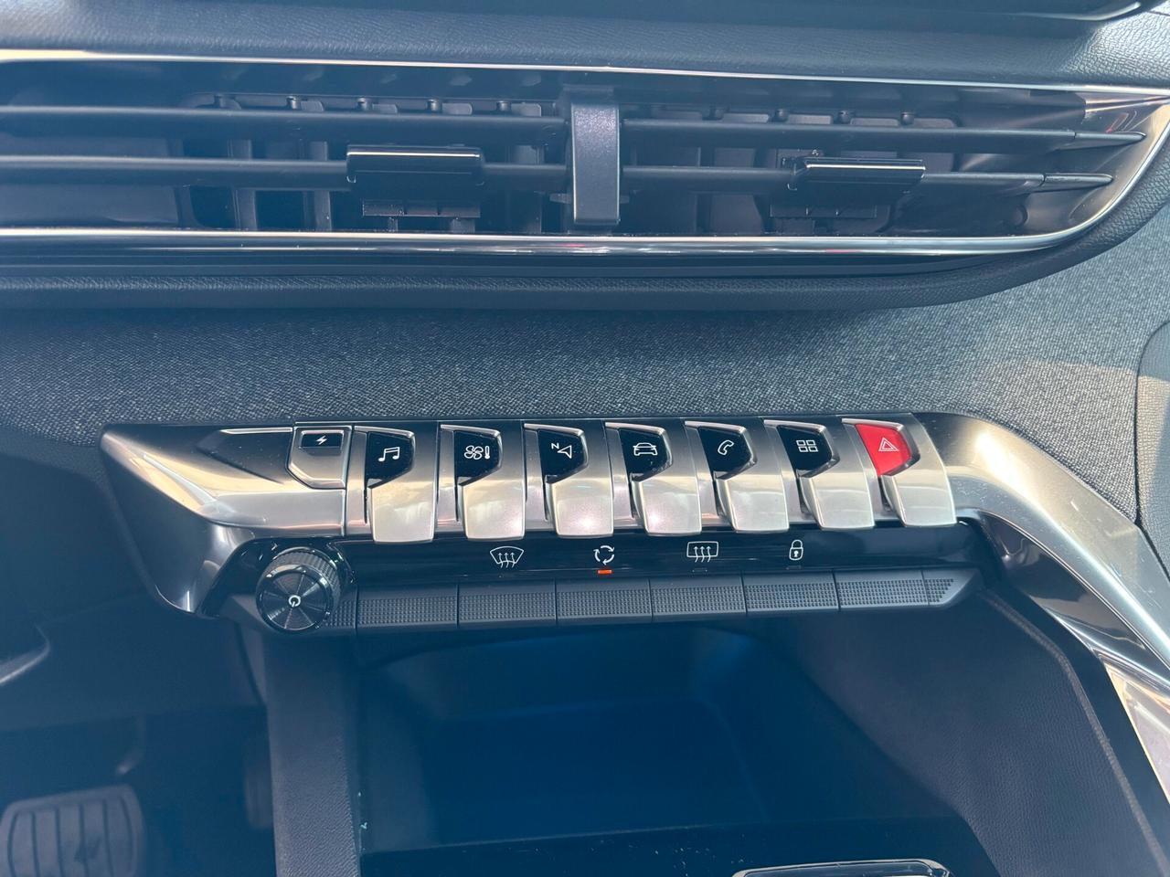 Peugeot 3008 Hybrid 225CV e-EAT8 GT