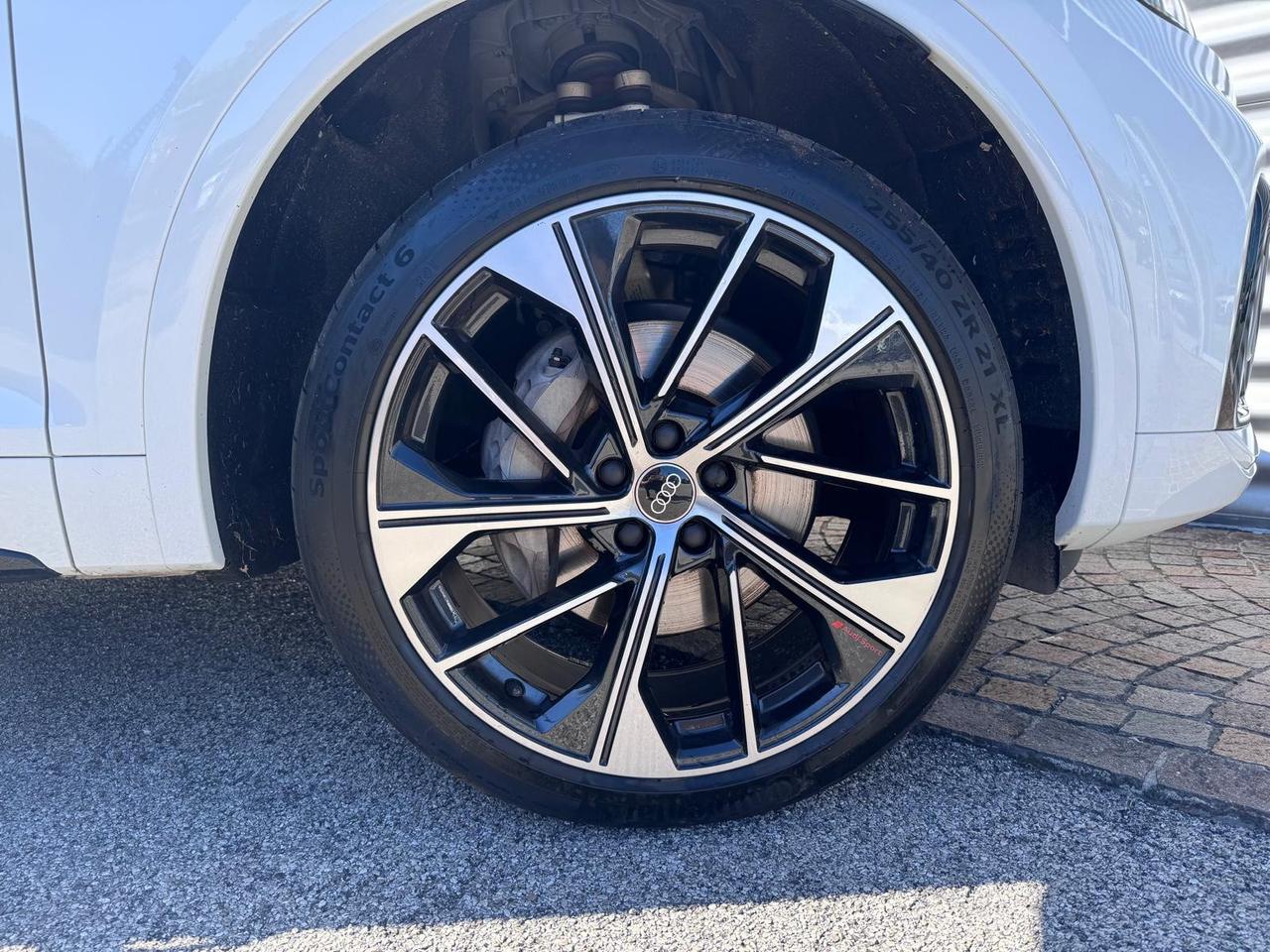 AUDI Q5 50 TFSIe S-TRONIC QUATTRO IDENTITY BLACK