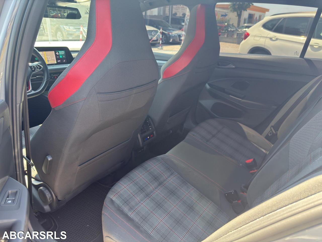 VOLKSWAGEN - Golf VIII - GTI Perf. 2.0 245CV TSI D