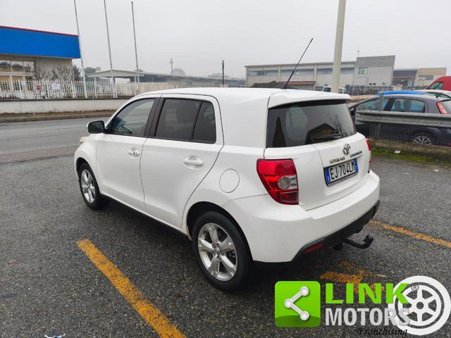 TOYOTA Urban Cruiser 1.4 D-4D AWD Luxury