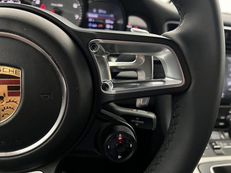 Porsche 911 CARRERA 4S Coupe