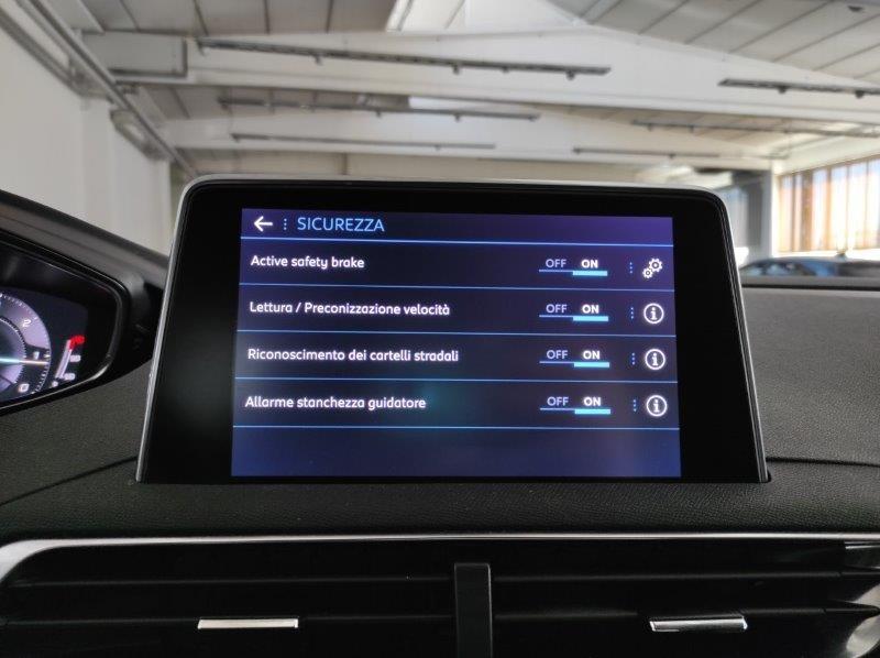 PEUGEOT 3008 2ª serie - 3008 BlueHDi 130 S&S Active Pack