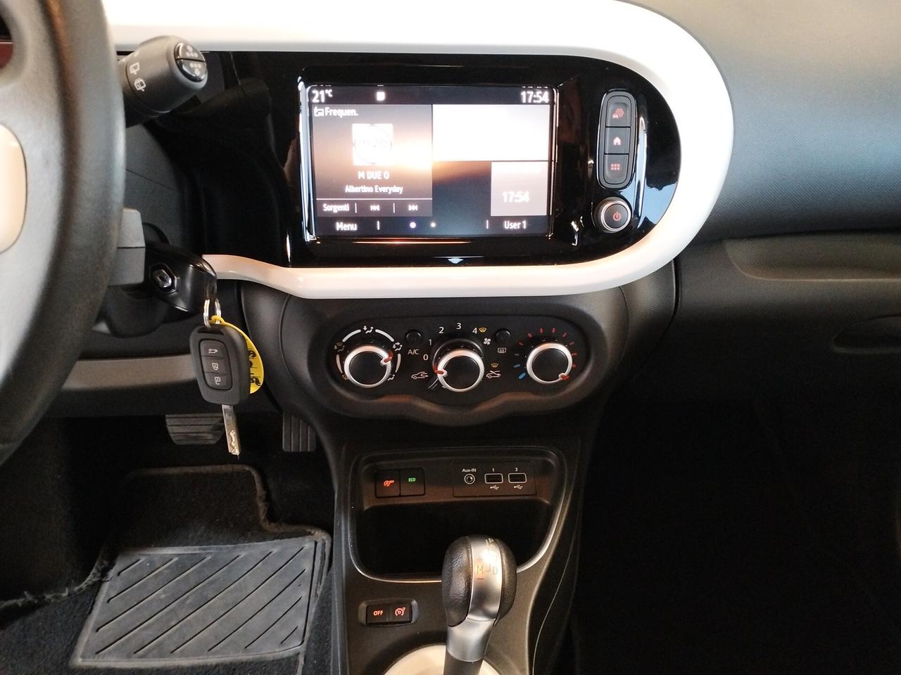 Renault Twingo 0.9 tce Signature 95cv edc
