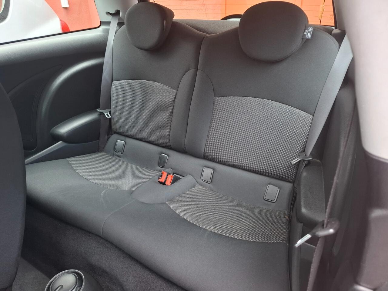 Mini Mini 1.4 16V One Chili ok neopatentati