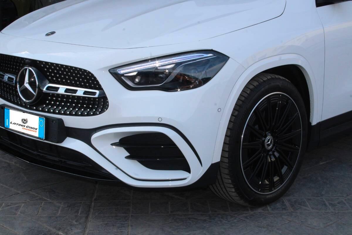 Mercedes Classe GLA 200 d AMG Line Premium auto Con TELECAMERA