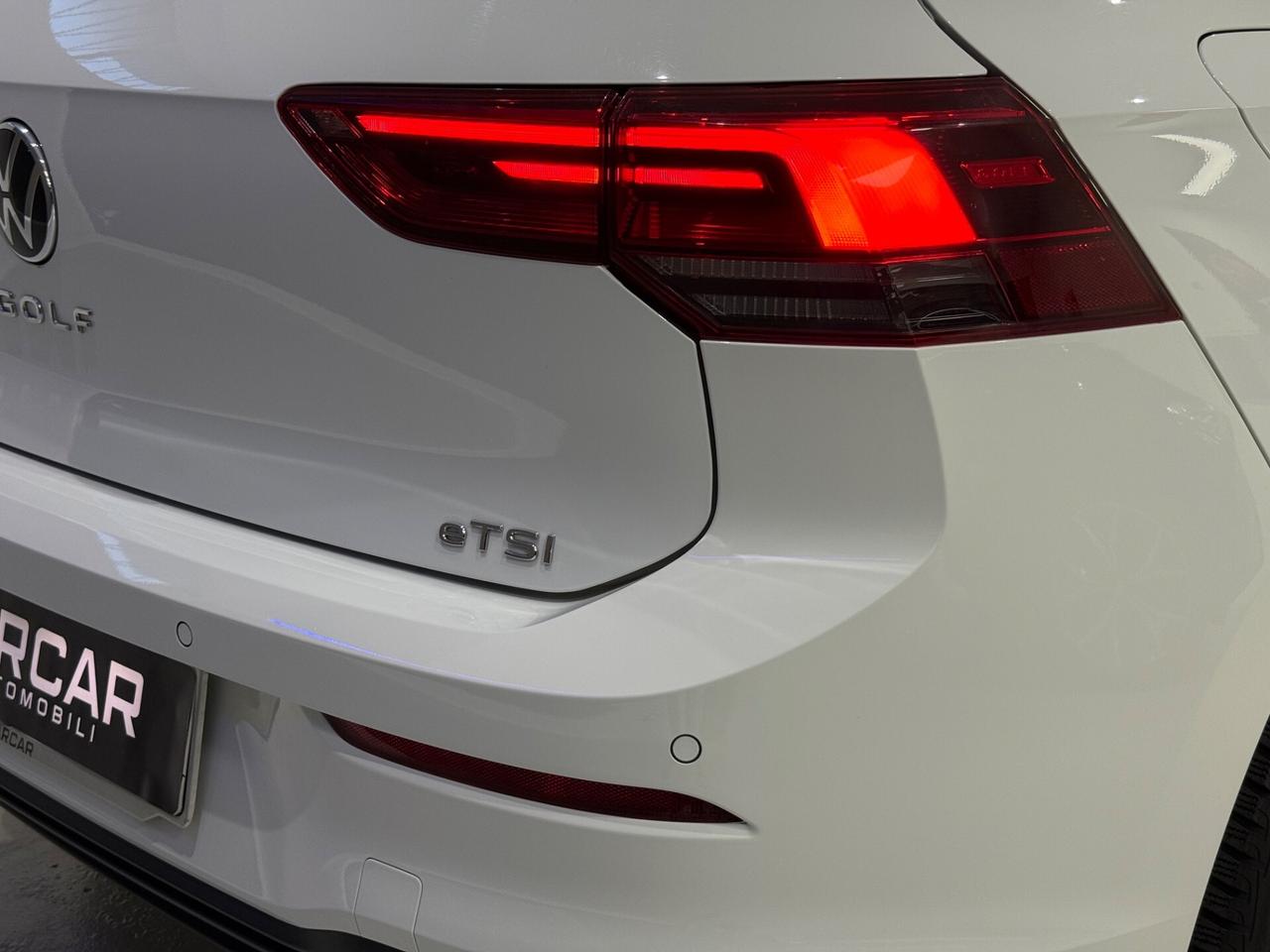 Volkswagen Golf 1.0 eTSI DSG *IQLight*Luciambient