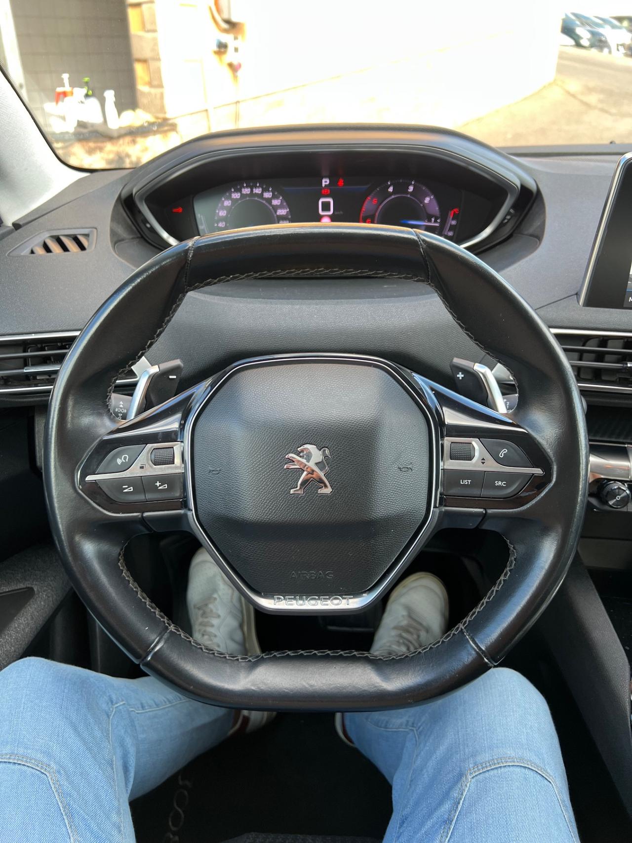 Peugeot 3008 1.5 BlueHDi 120 2018