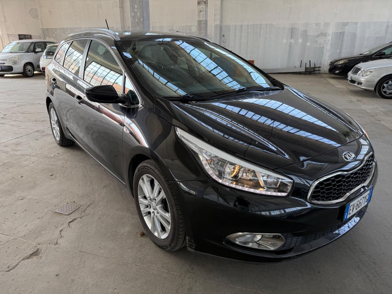 Kia Ceed cee'd 1.6 CRDi 110 CV SUPER PREZZO!!!