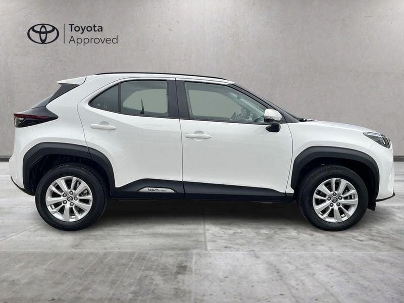 Toyota Yaris Cross Yaris Cross 1.5h Active fwd 115cv e-cvt IVA ESPOSTA