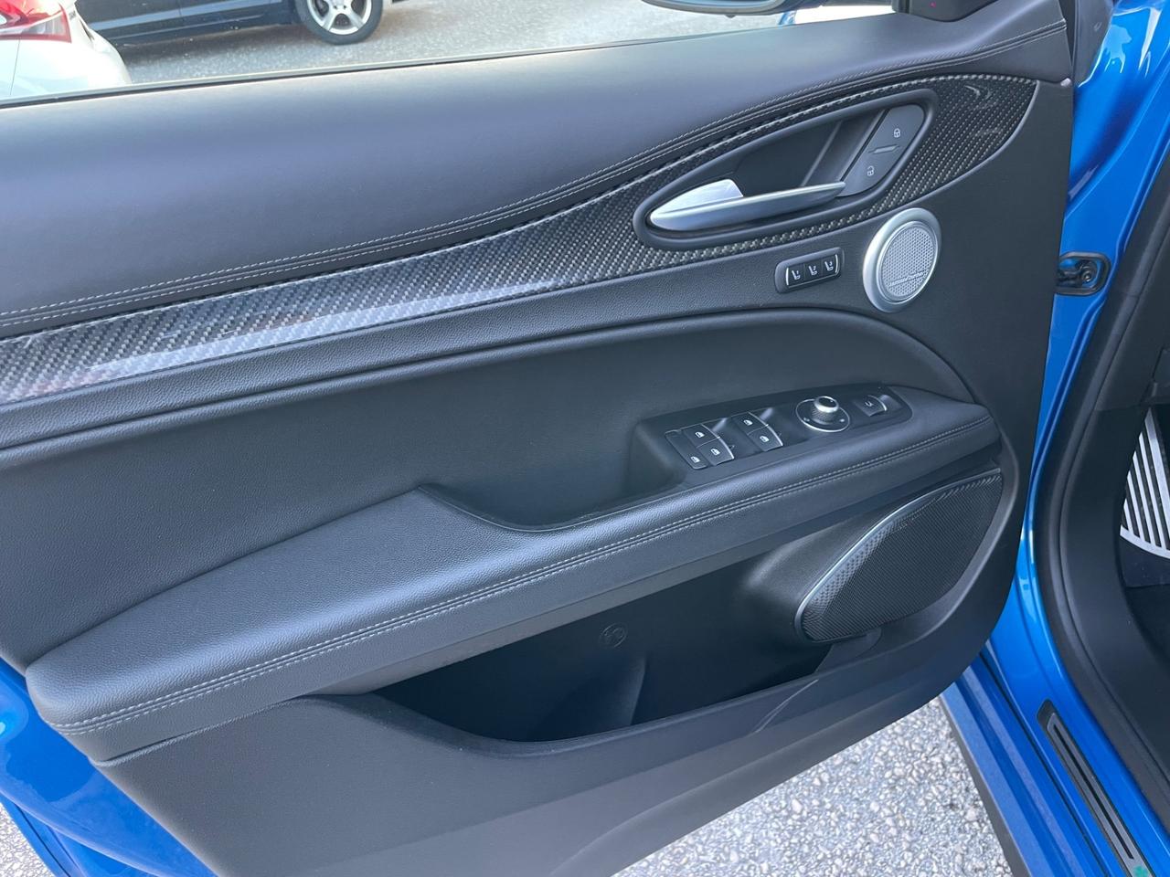Alfa Romeo Stelvio 2.9 Bi-Turbo V6 510 CV AT8 Quadrifoglio