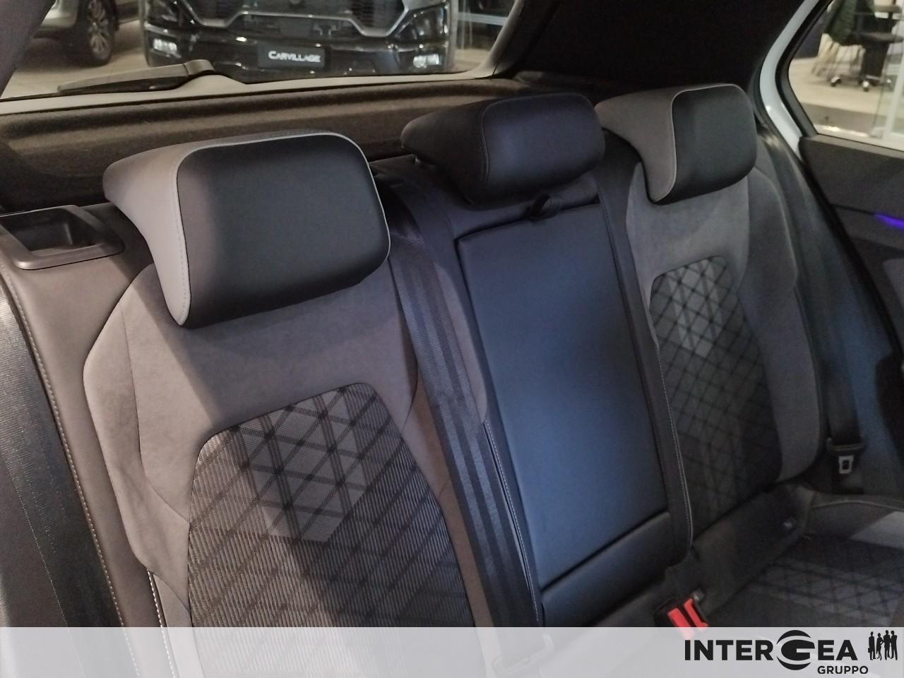 VOLKSWAGEN Golf 1.5 etsi evo R-Line 150cv dsg