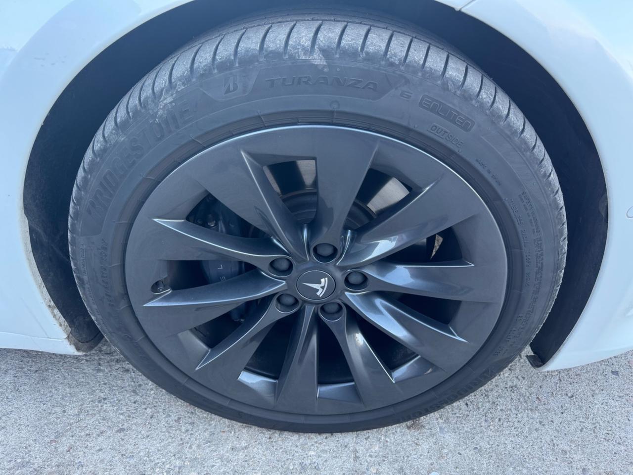 Tesla Model S 100kWh Long Range Dual Motor AWD