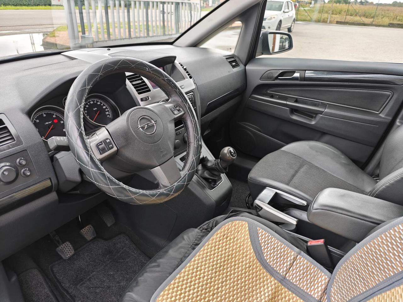 Opel Zafira 1.9 16V CDTI 150CV Cosmo