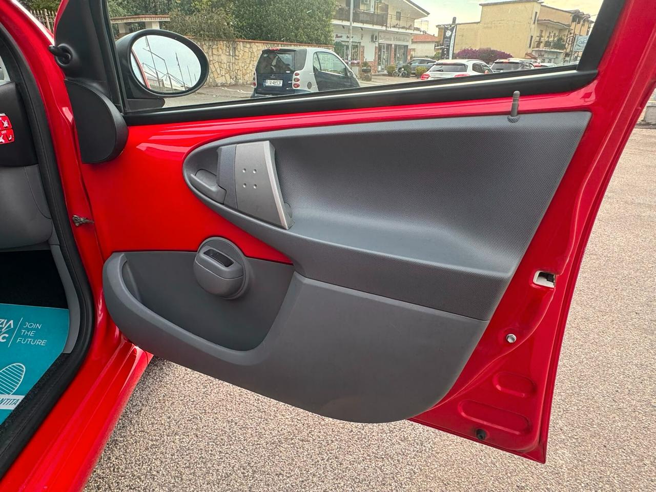 Toyota Aygo 1.0 12V VVT-i 5 porte Now