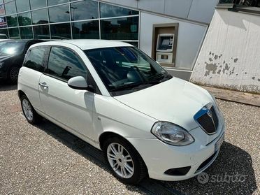 Lancia y 1.2 benzina con impianto metano