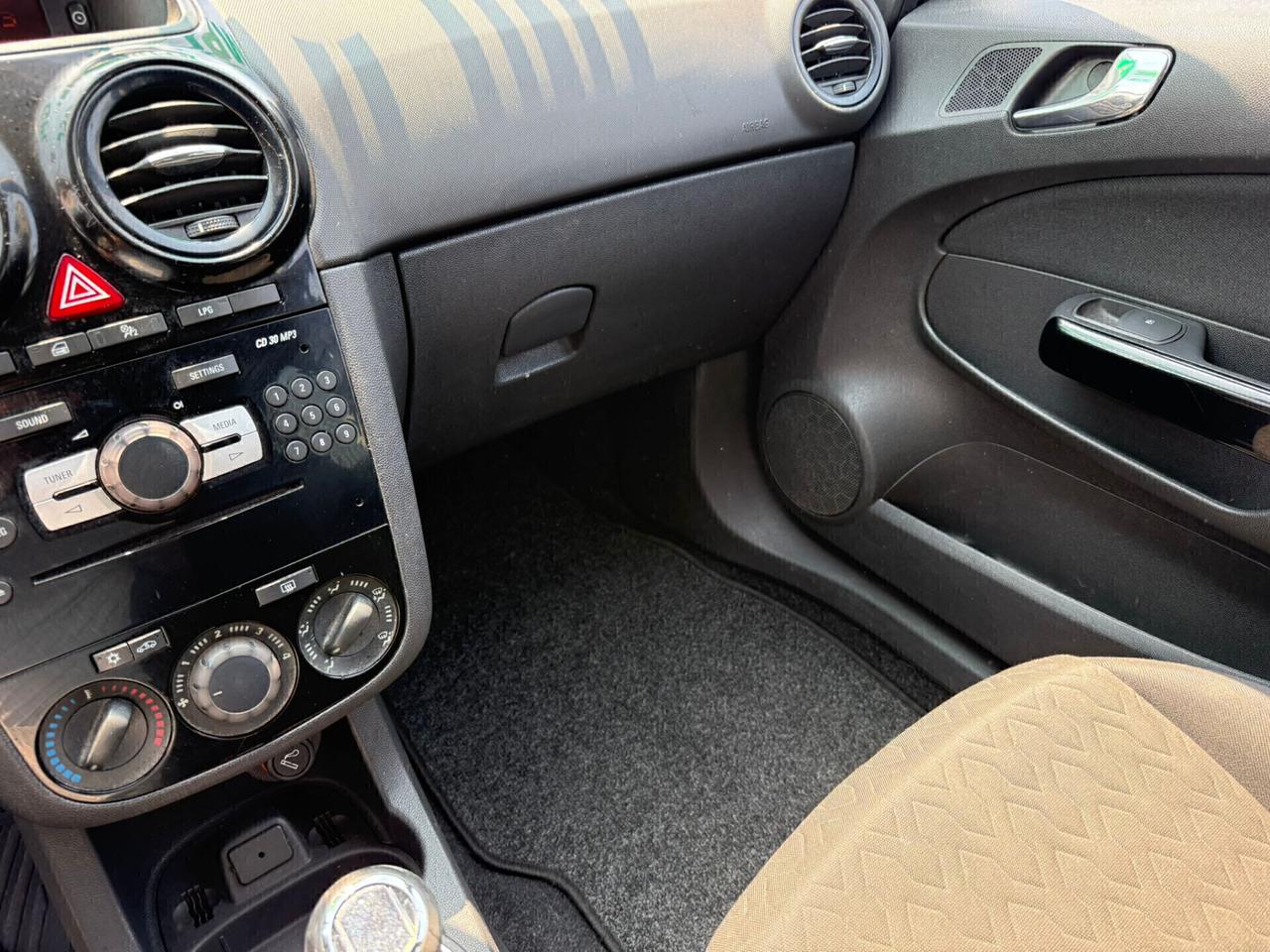 Opel Corsa 1.2 85CV 5 porte GPL-TECH Elective - Anno 06/2013