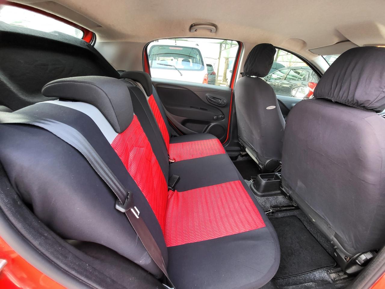 Fiat Punto 1.2 8V 5 porte Lounge GPL