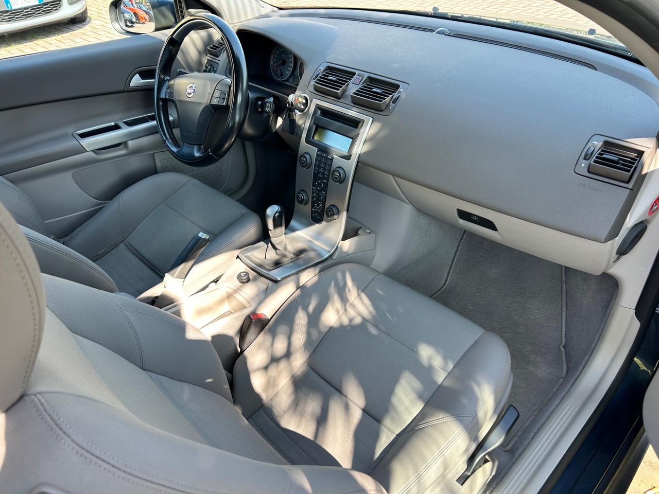 Volvo C30 1.6 D Summum ok neopatentati