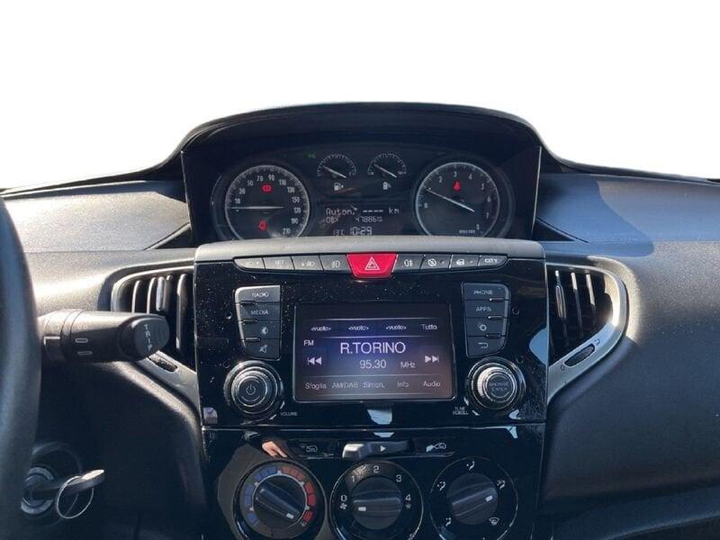 Lancia Ypsilon III 2015 1.0 hybrid Gold s&s 70cv
