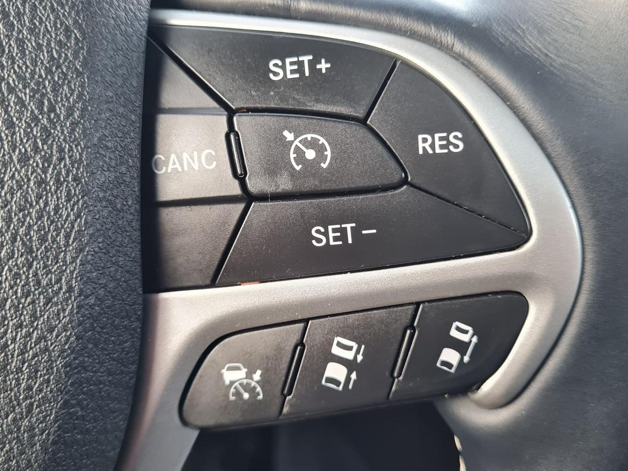 Jeep Grand Cherokee 3.0 V6 CRD Overland #7863