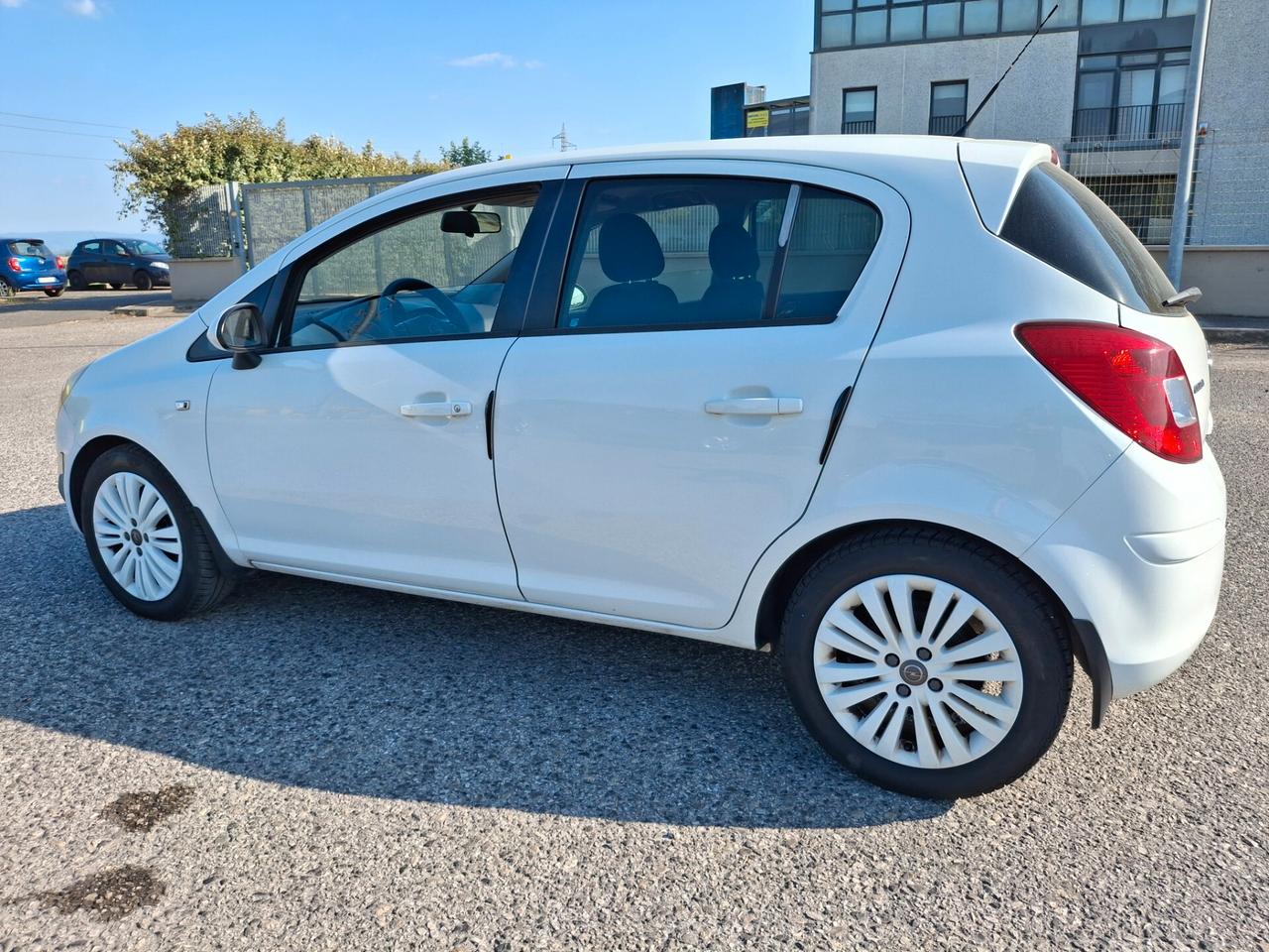 Opel Corsa 1.2-85CV. 5 Porte Benzina/GPL-TECH Edition