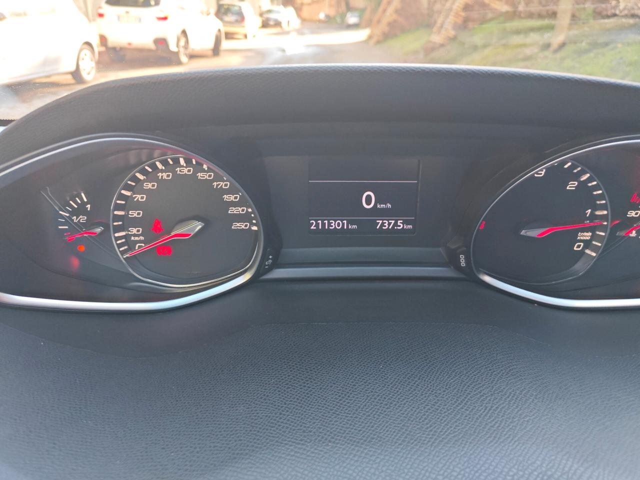 Peugeot 308 1.6 e-HDi 115 CV Stop&Start Business