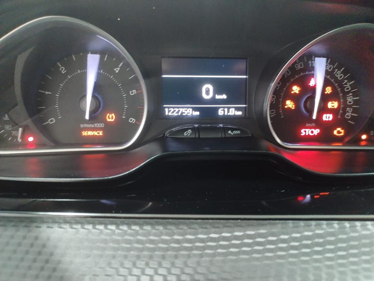 Peugeot 208 BlueHDi 75 5 porte Allure