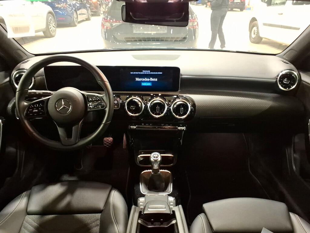 MERCEDES-BENZ A 160D 95CV 6M. BUSINESS SOLUTION ( NAVI PREMIUM - CRUISE - PELLE - PARK ASSIST )