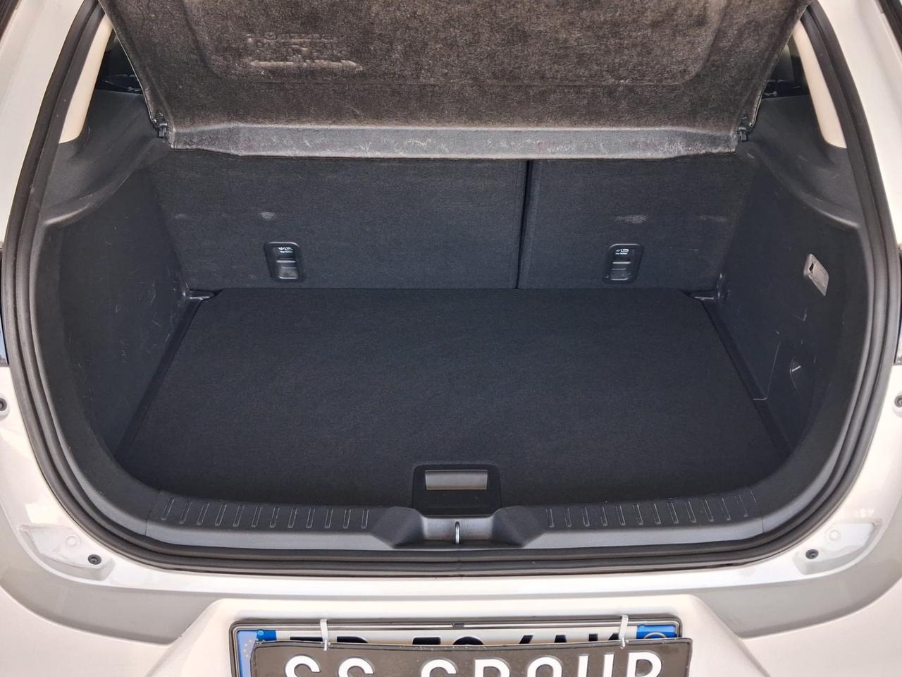 CX-3 1.5L Skyactiv-D Evolve( pari al nuovo ) -unipro-E