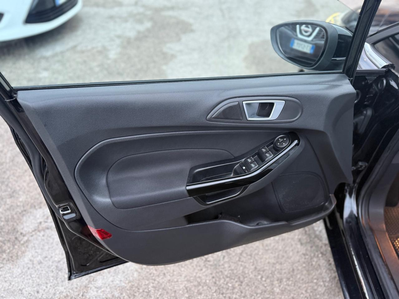 Ford Fiesta 1.4 5p. Bz.- GPL Titanium Perfetta