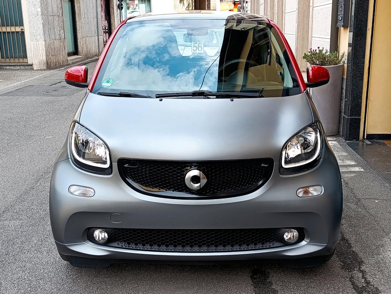 Smart ForTwo 70 1.0 twinamic Passion 2019 solo km 26.156