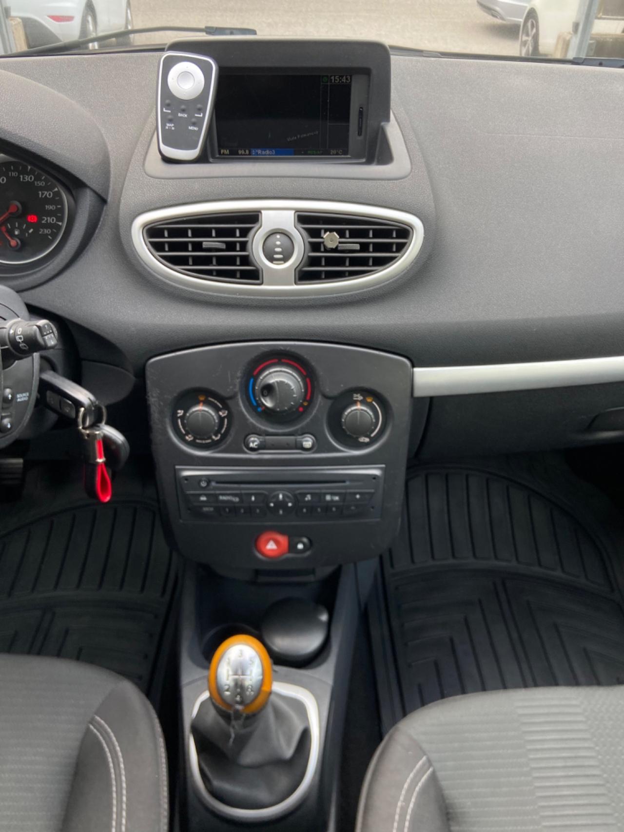 Renault Clio 1.2 16V 5 porte Va A 3