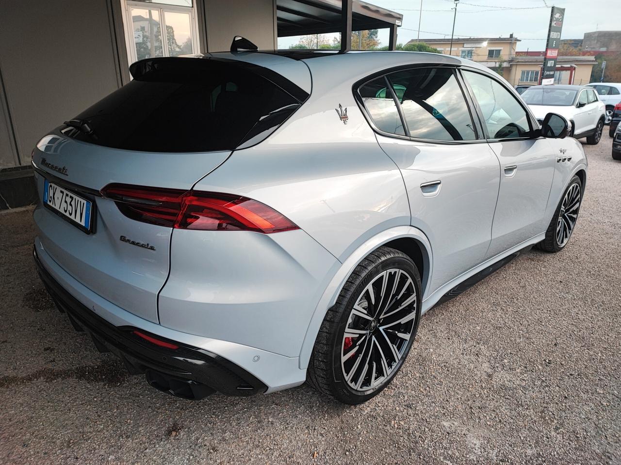 Maserati Grecale V6 AWD Trofeo FULL+++