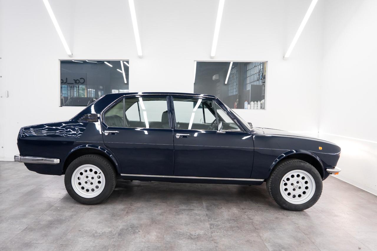 Alfa Romeo Alfetta 1.6--SCUDO STRETTO--