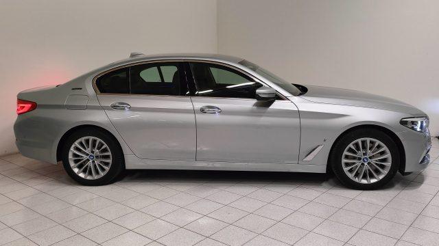 BMW 530 e IPerformance Luxury TAGLIANDI IN BMW