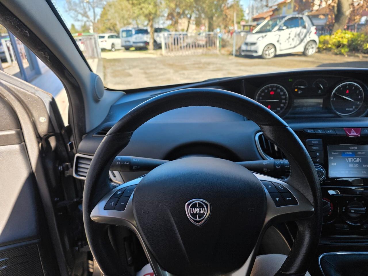 Lancia Ypsilon 1.2 69 CV 5 porte GPL Ecochic Gold